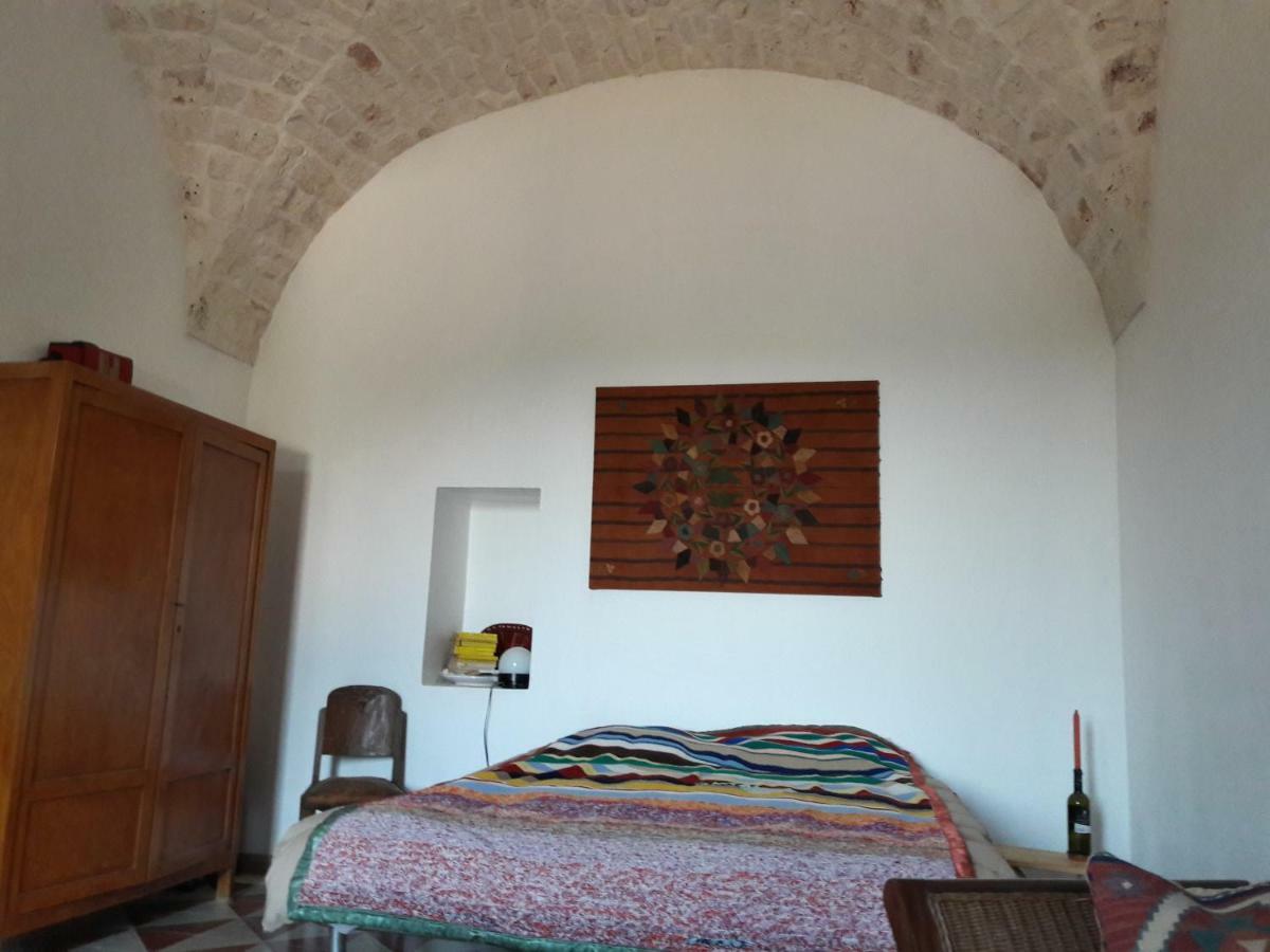 Fra Il Glicine E Il Sambuco Villa Monopoli Exterior photo